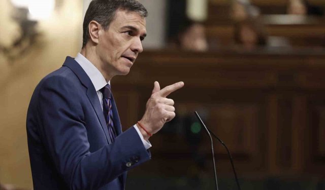 İspanya Başbakanı Sanchez: 'İspanya, dünyayı ateşe verenleri bir kova suyla geldikleri için alkışlamayacak'