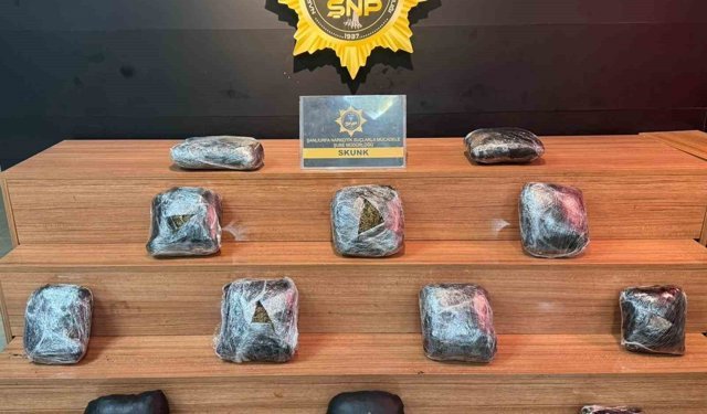 Valizden uyuşturucu madde çıktı