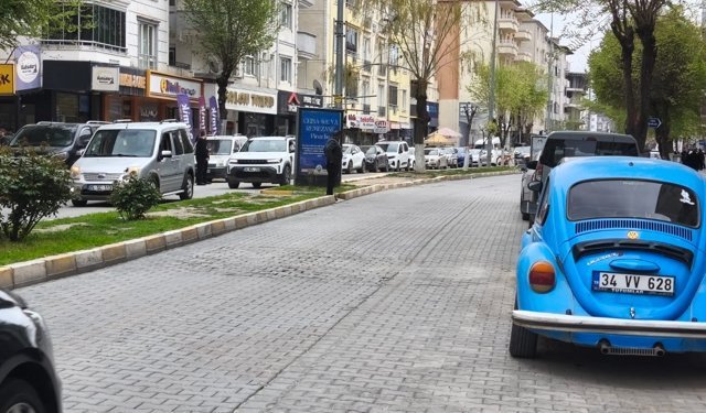 IĞDIR’DA ARAÇ SAYISI 40 BİNE DAYANDI: ŞEHİRDE PARK ÇİLESİ BAŞLADI!