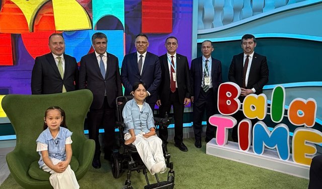 Rektör Gürel’den Kazakistan’da Türkistan TV’ye Ziyaret