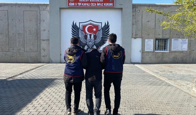 Iğdır’da Firari Zehir Taciri JASAT’tan Kaçamadı: 10 Yıl Hapis!