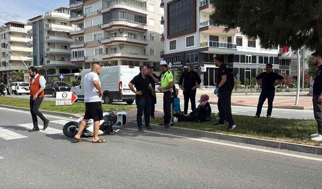 Motosikletler çarpıştı: 3 yaralı