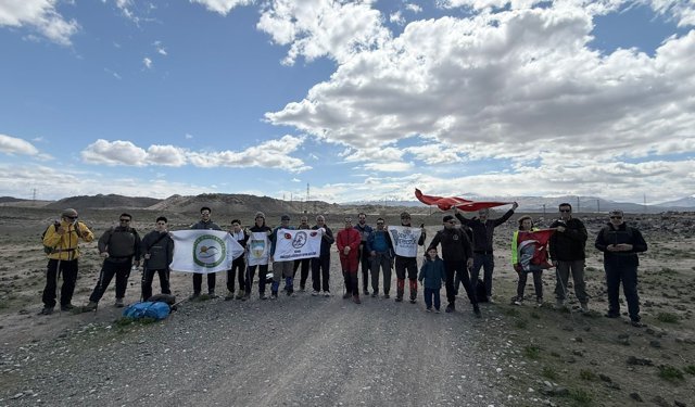 Iğdır’da Zorlu Hava Şartlarına Rağmen 28 Kilometrelik Doğa Yürüyüşü