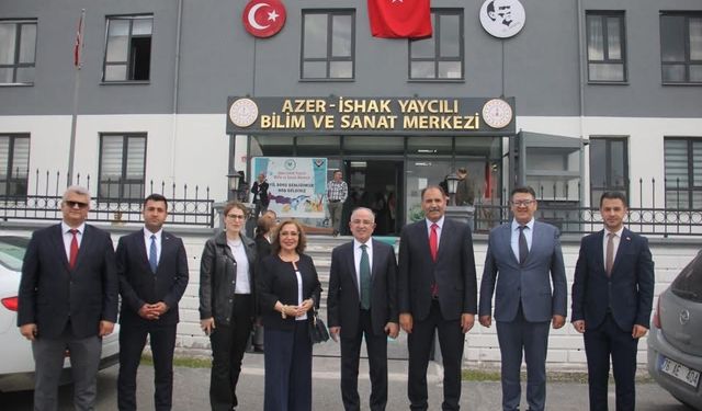 Azer-İshak Yaycılı Bilim ve Sanat Merkezi TÜBİTAK Fuarına Yoğun İlgi