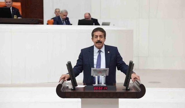 AK Parti Milletvekili Fırat'tan meslektaşlarına saldırıya tepki: 'Avukatlar düşmanınız değil'