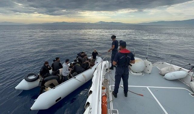 Aydın'da 19 düzensiz göçmen kurtarıldı