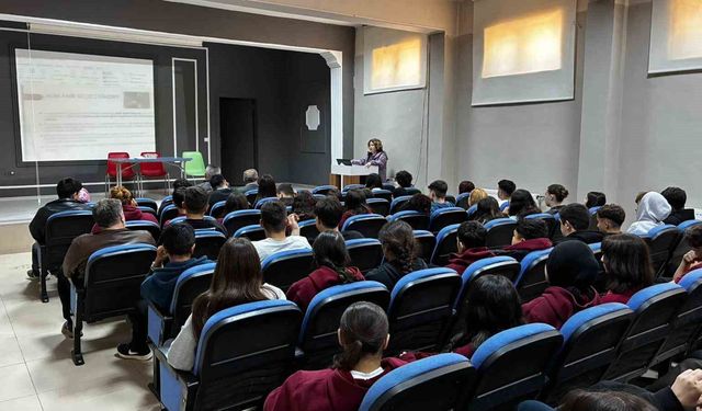'Ben Her Yerde Varım' projesiyle kalaycılık mesleği öğrencilere tanıtıldı