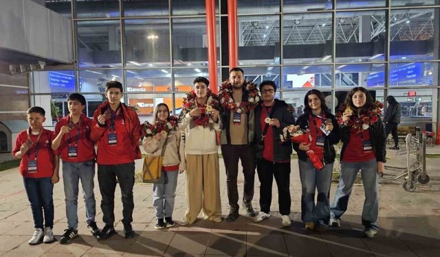Erzurum'un gençlerinden TÜBİTAK'ta tarihi başarı