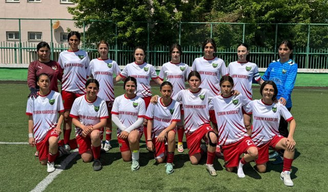 IĞDIR’IN TEK KADIN FUTBOL TAKIMI 76 IĞDIRSPOR’UN GRUBU BELLİ OLDU