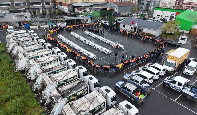 Gaziosmanpaşa'da '1 Mayıs Emek ve Dayanışma Günü' davul-zurna eşliğinde kutlandı