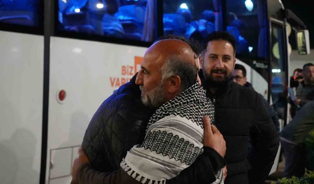 İsrail'in alıkoyduğu Sumud Filosu aktivistleri İstanbul'a getirildi