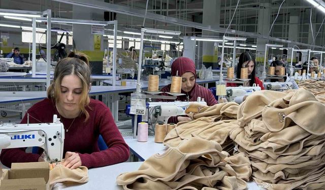 Ağrı'da üretilen bebek giysileri dünya pazarlarına ulaşırken istihdamı artırıyor