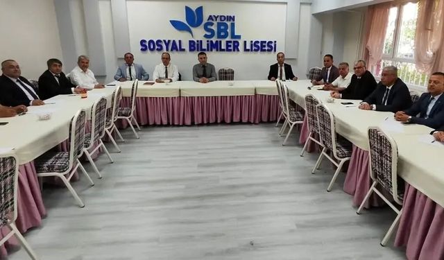 Aydın'da ilçe milli eğitim müdürleri bir araya geldi