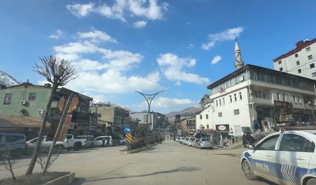 İran sınırında erkek cesedi bulundu
