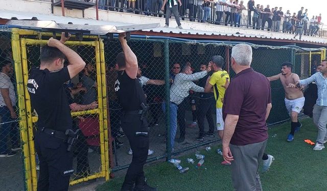 Şampiyonluk maçı sonrası kavga: 5 kırmızı kart çıktı