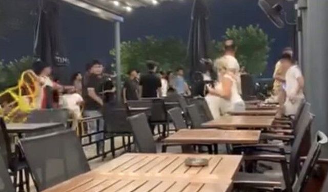 Sandalyeli kavga: Kadınlar arada kaldı