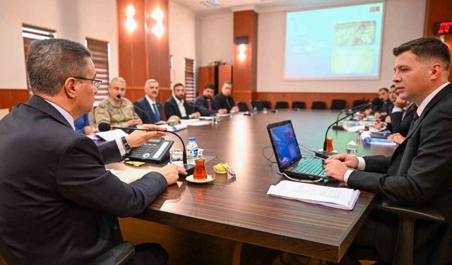 Vali Aydın Baruş Palandöken'de