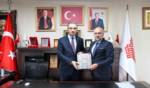 Vali Baruş'a vakıf bilgilendirmesi