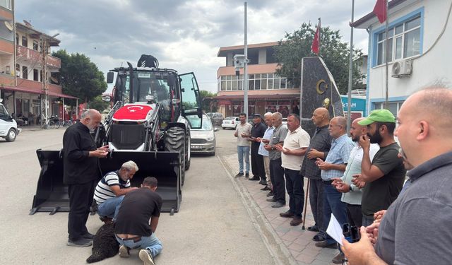 Melekli Belediyesi Araç Filosunu Güçlendirdi: Sıfır Kepçe Hizmete Alındı