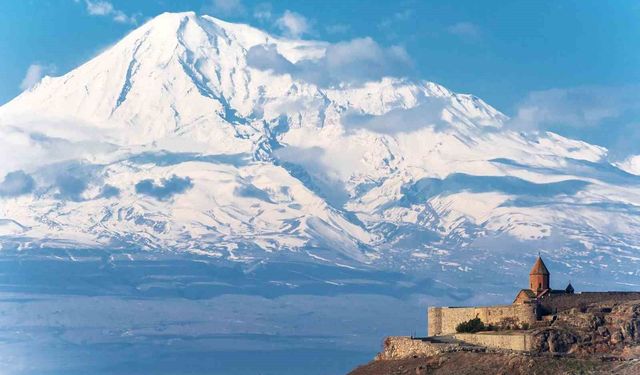 Ağrı, doğa, tarih ve sağlık turizmiyle dört mevsim öne çıkıyor