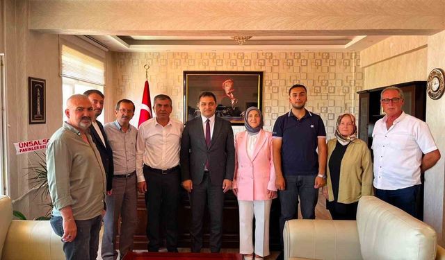 AK Parti'den Kaymakam Temel'e 'hayırlı olsun' ziyareti