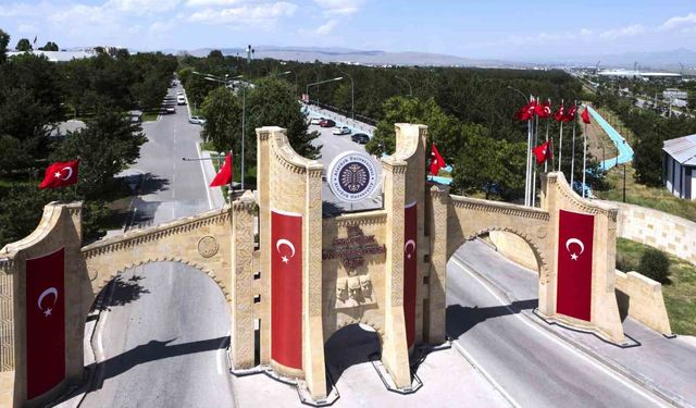 Atatürk Üniversitesinden uluslararasılaşma vizyonuna güçlü adım