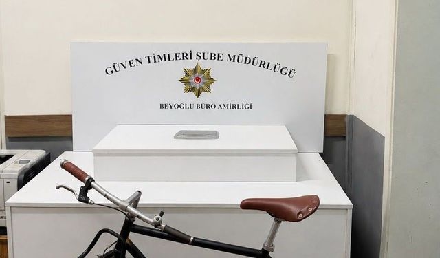 Bisiklet çalan hırsız kameraya yakalandı