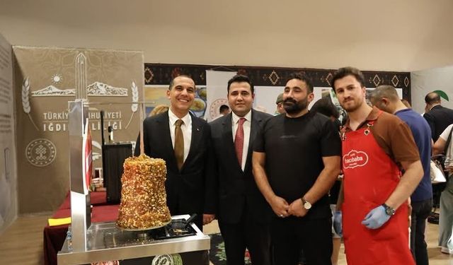 Şalak Kayısı Döneri Görücüye Çıktı