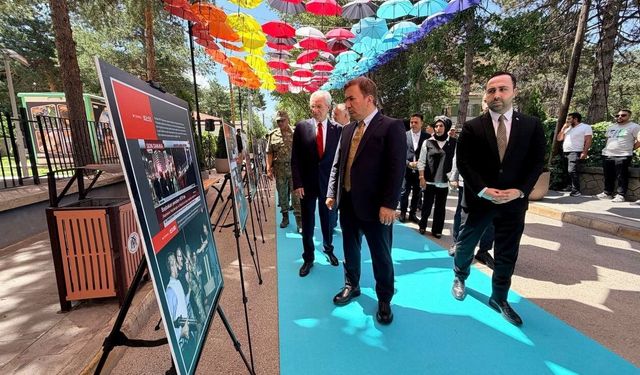 Erzincan'da 15 Temmuz Anma Merkezi ziyarete açıldı