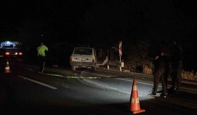 Otomobil traktörle çarpıştı: 1 ölü, 1 yaralı