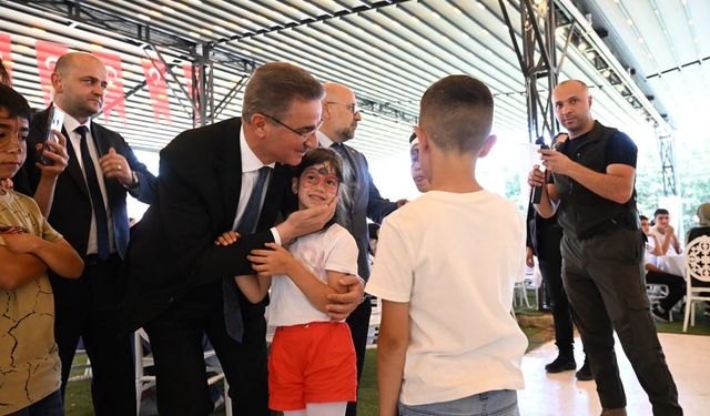 Vali Aydın Baruş, vakıf bursiyeri öğrencilerle piknik şöleninde buluştu