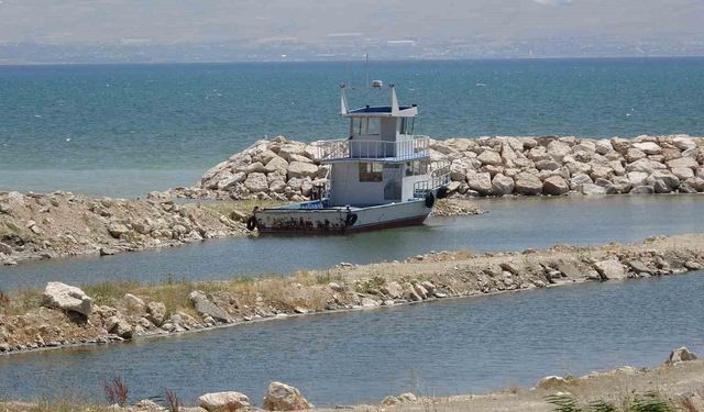 Van Gölü Havzası'nda su seviyeleri yağışlarla yükseldi