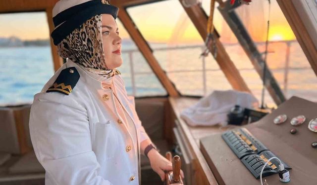 Van Gölü'nün ilk kadın kaptanı: Dümen artık ona emanet