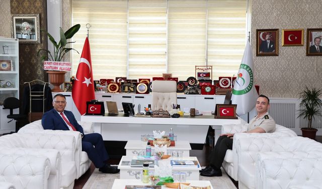 Iğdır Askerlik Şubesi Başkanı Üsteğmen Türe’den Rektör Gürel’e Ziyaret