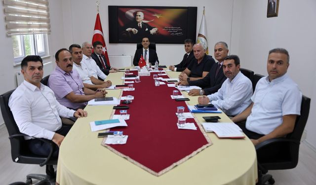Vali Başkanlığında Haftalık Değerlendirme Toplantısı Yapıldı