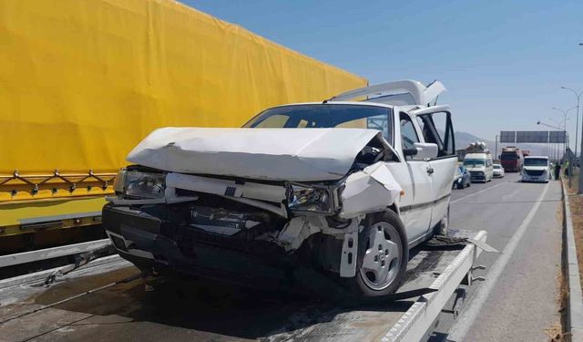 Zincirleme trafik kazası: 9 yaralı