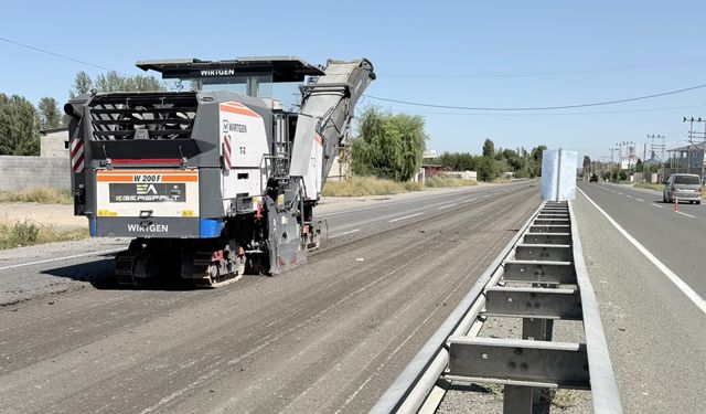 Melekli–Karakoyunlu Yolunda Asfalt Çalışmaları Başladı