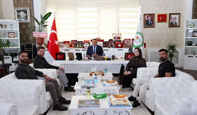 Beyazay Derneği Iğdır Şubesinden Rektör Prof. Dr. Gürel’e Ziyaret