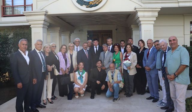 İSTAD’DAN AZERBAYCAN İSTANBUL BAŞKONSOLOSU ZAMİN ALİYEV’E HAYIRLI OLSUN ZİYARETİ