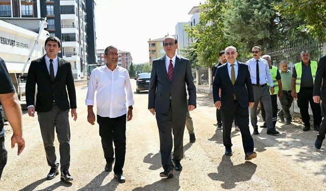 Asfalt seferberliği sürüyor