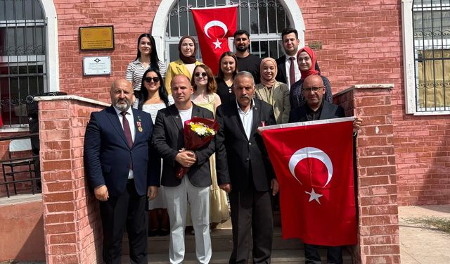 GAZİLER GÜNÜ’NDE İKİ KÖY OKULUNDAN BÜYÜK VEFA