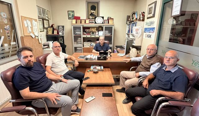 İş İnsanlarından 72. Yıl Kutlaması
