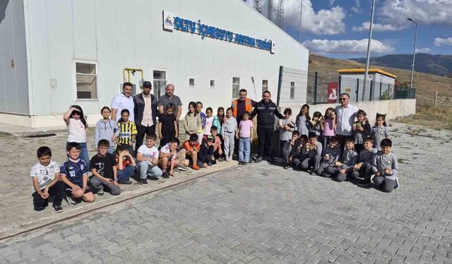 İlkokulu öğrencileri Oltu içme suyu arıtma tesisini inceledi