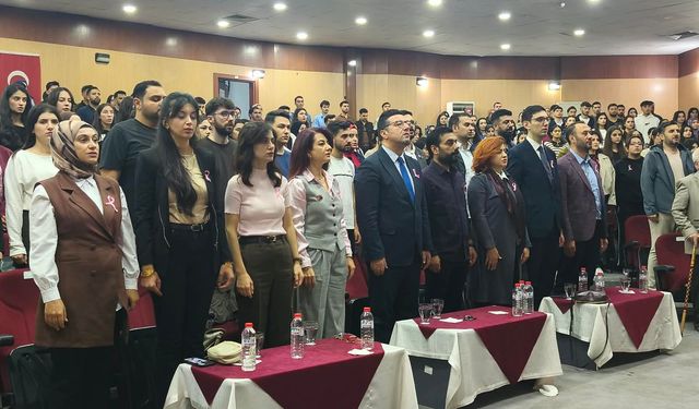 Iğdır Üniversitesinde "Meme Kanseri Farkındalık Ayı" Konferansı Düzenlendi