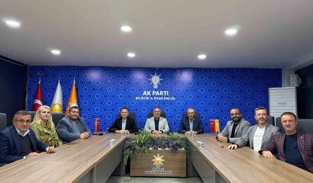AK Parti'de hedef ve yol haritası masaya yatırıldı