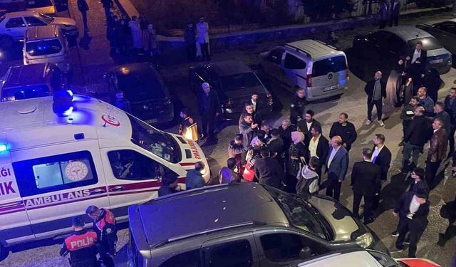 Düğünde bıçaklı kavga: 1'i ağır 3 yaralı