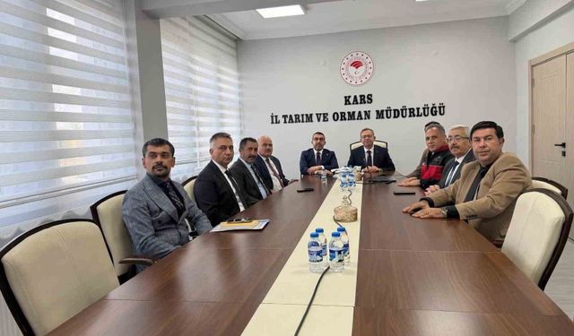 Kars'ta Toprak Analiz Laboratuvarı ve Mera Eğitim Merkezine ziyaret