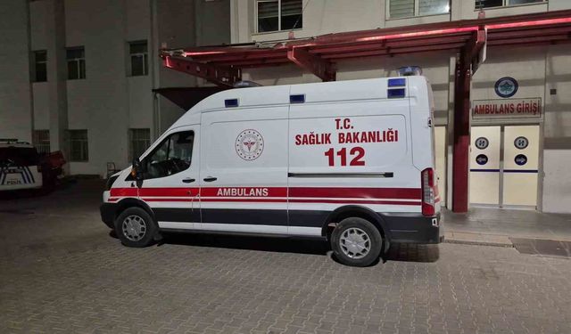 Otomobille çarpışan motosikletin yolcusu ağır yaralandı