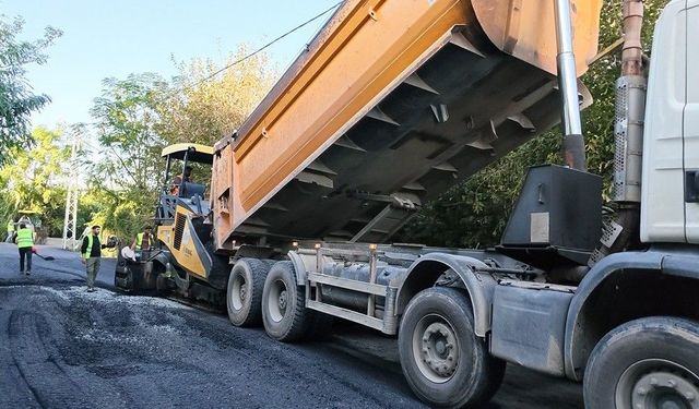 Türkiye'nin tek TİP'li belediye başkanından 20 yıllık sorunu çözen AK Partili büyükşehir belediye başkanına teşekkür