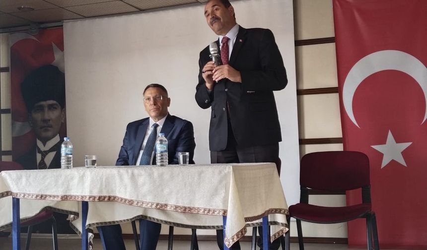 REKTÖR GÜREL, HAYDAR ALİYEV FEN LİSESİ ÖĞRENCİLERİNE BAŞARI SIRLARINI AÇIKLADI: “TEK ANAHTAR ÇOK ÇALIŞMAK”
